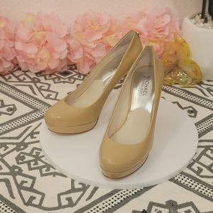 Michael Michael Kors Ionna Beige Round Toe Platform Stiletto Heels Size 7M